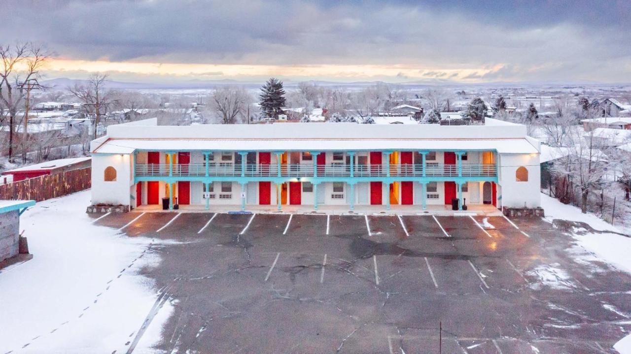 Taos Motor Lodge Exterior photo